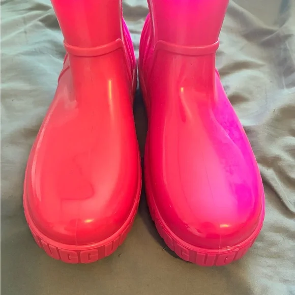 UGG Women’s Pink/Purple Drizlita Waterproof Rain Boots - Size 7! - Picture 8 of 11